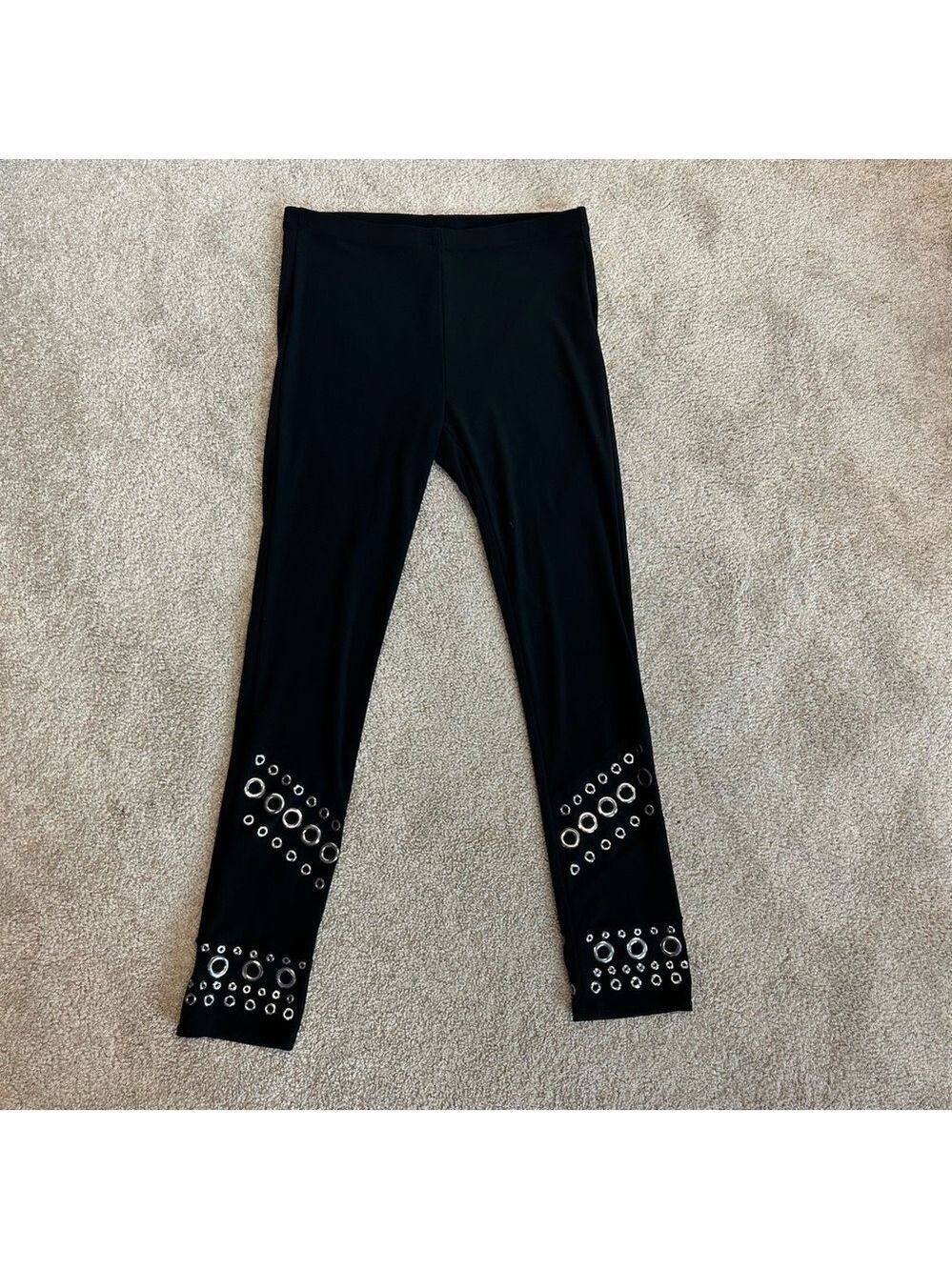 Joseph Ribkoff black grommet embellished ankle length legging pants pull-on Sz 4